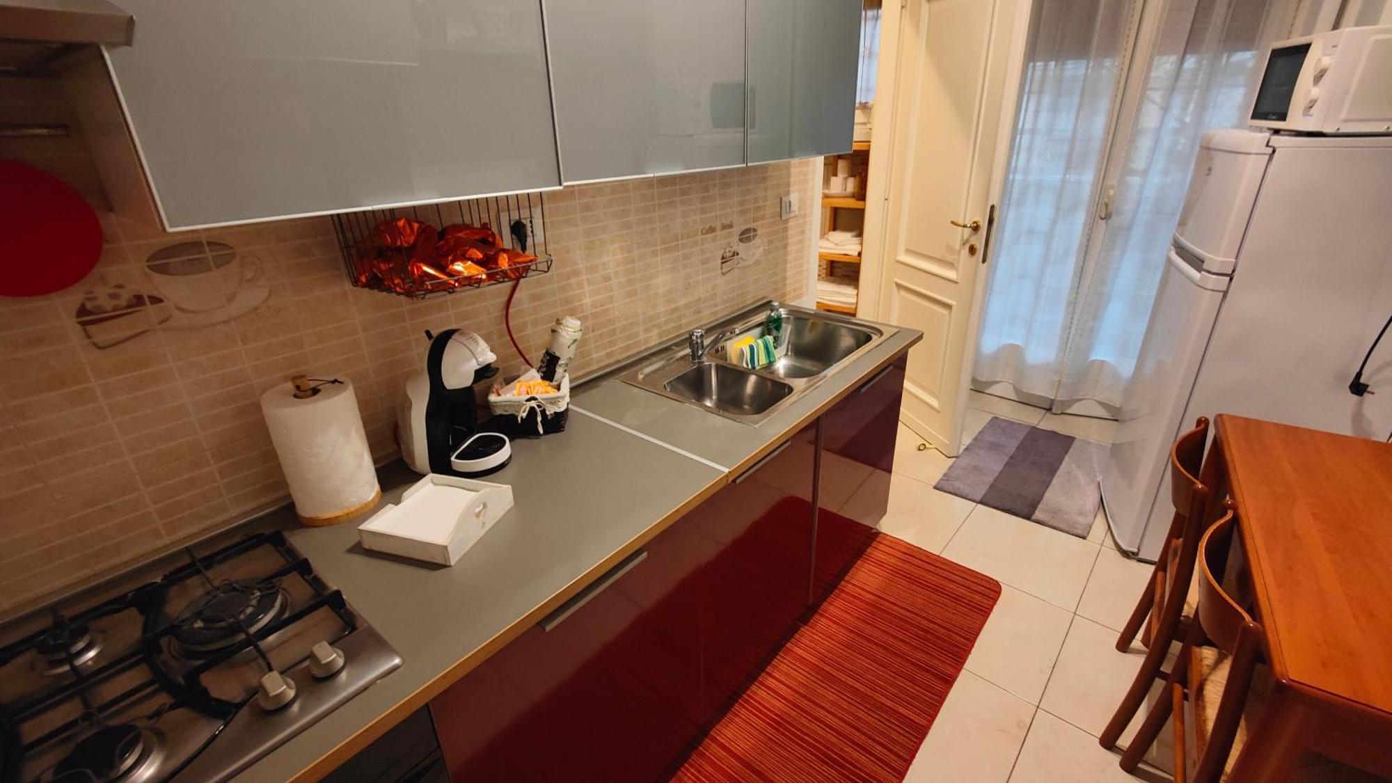 Sergio Tourist Rental Close Tiburtina Station Rome Exterior photo